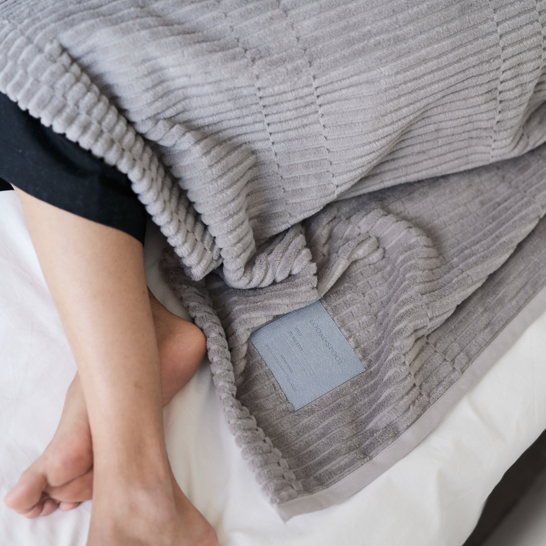 GRAU for BED – LOOM&SPOOL