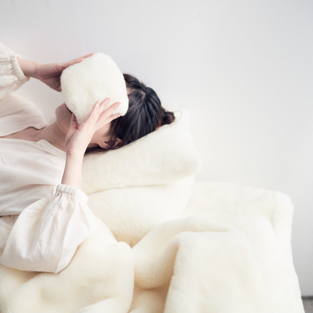 SERENE Merino Wool New-Mayer AZUKI PILLOW