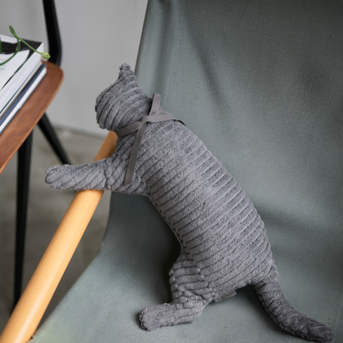 GRAU COTTON CAT Body Pillow