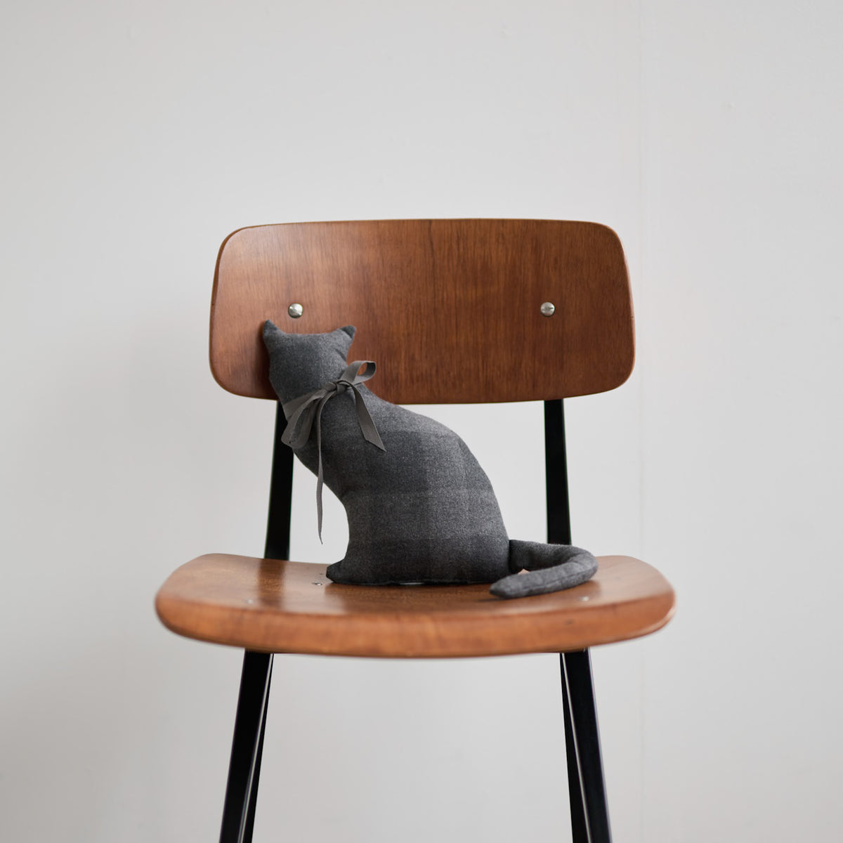 Fab Cat VENT CHECK Cat cushion(予約販売)