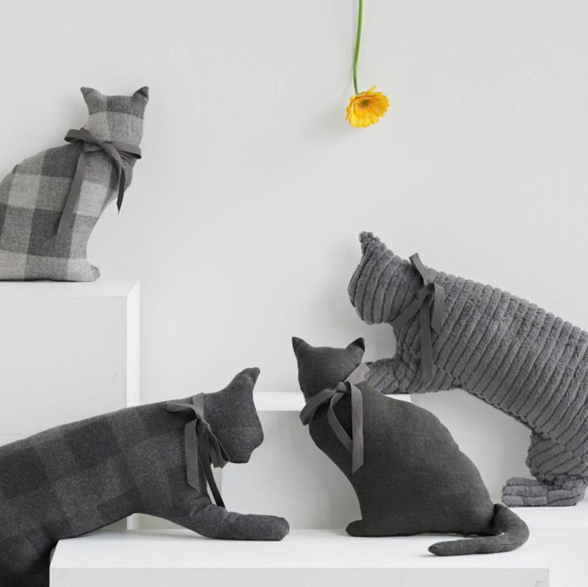 GRAU COTTON CAT Body Pillow