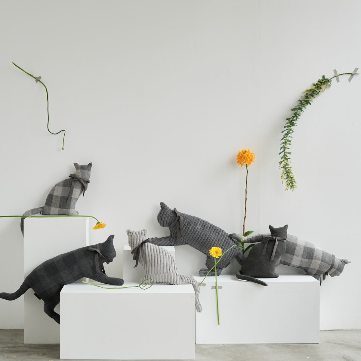 GRAU COTTON CAT Body Pillow