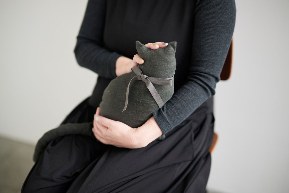 Fab Cat VENT LINEN Cat Cushion