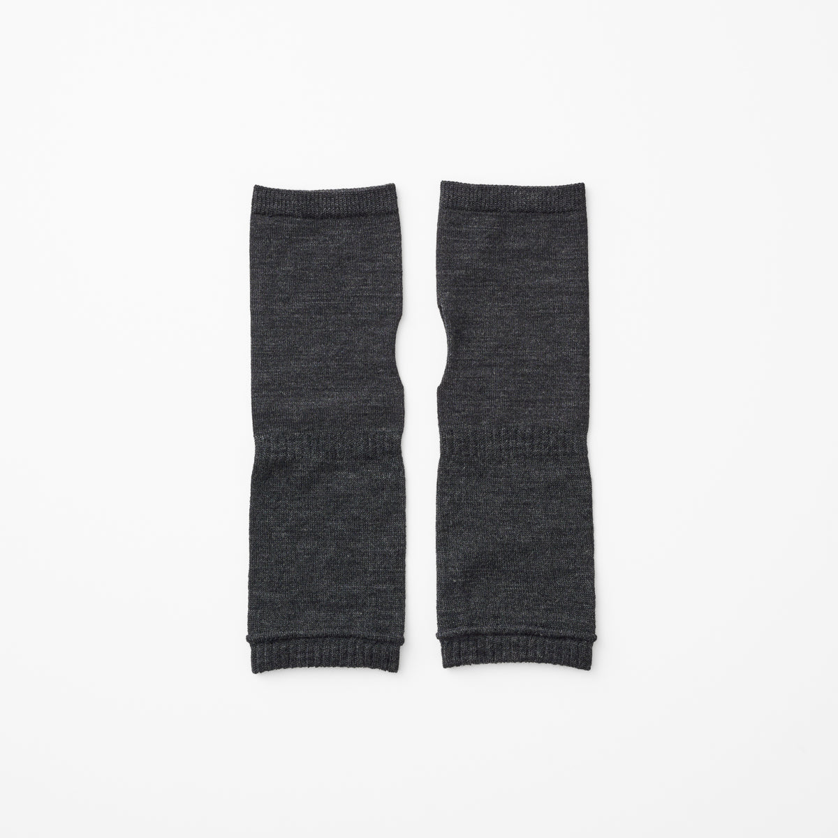 Vega Wool Silk Thumbhole Arm Warmers / VGAウールシルク指穴付きアームウォーマー
