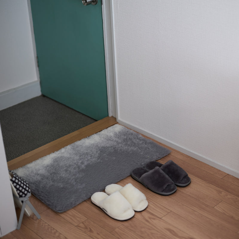 Flood of Light Wool Rug