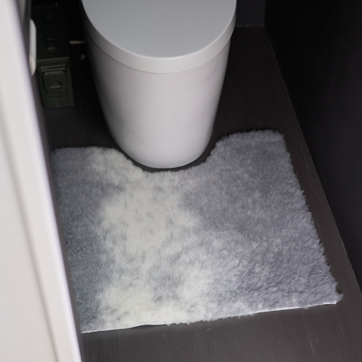 Flood of Light Wool Rug