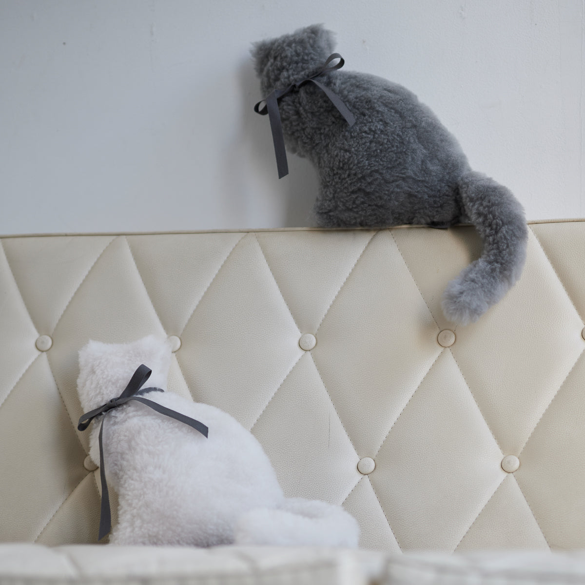 SERENE4.0 MERINO WOOL CAT cushion