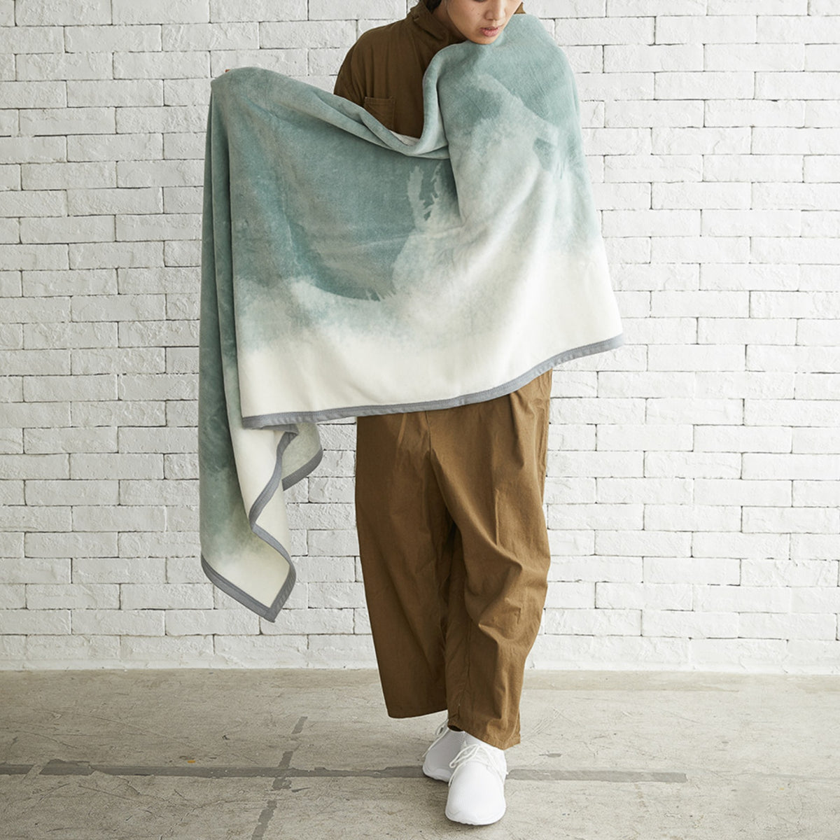 Flood of Light Cotton New-Mayer Blanket